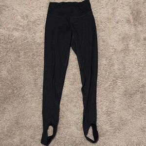 💜 3 for $10 Old Navy Women's Black Stirrup Leggings